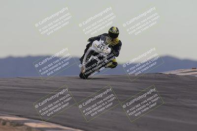 media/Sep-21-2025-Race Pace (Sun) [[98bf33ef95]]/Non Verified/1-Turns 9 and 10 (8am)/